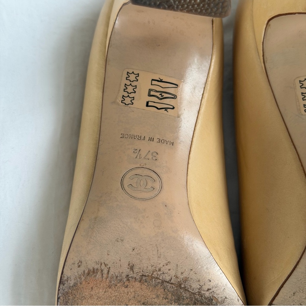 Authentic Chanel Heels - Picture 4 of 5